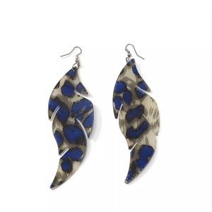 🍄 3 Pairs Plastic Feather Leopard Dangle Earrings